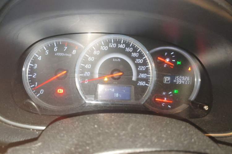 Used Nissan Teana 2011 Duke 2.5L XV Luxury Edition Odometer Close Up