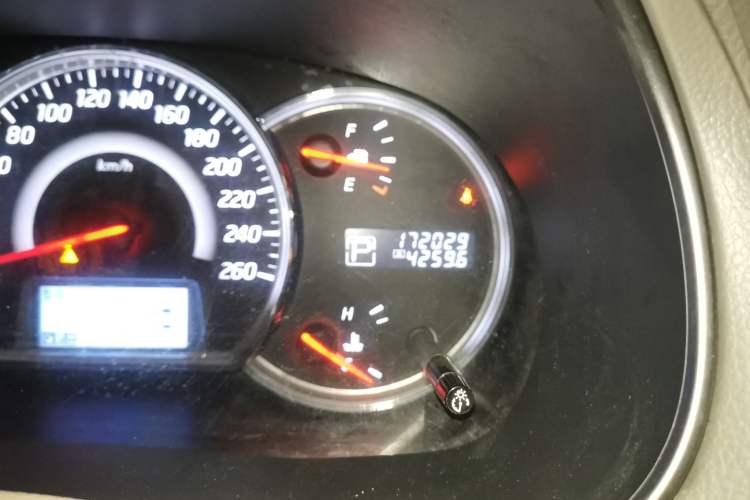 Used Nissan Teana 2011 2.5L XL Glory Edition Odometer Close Up