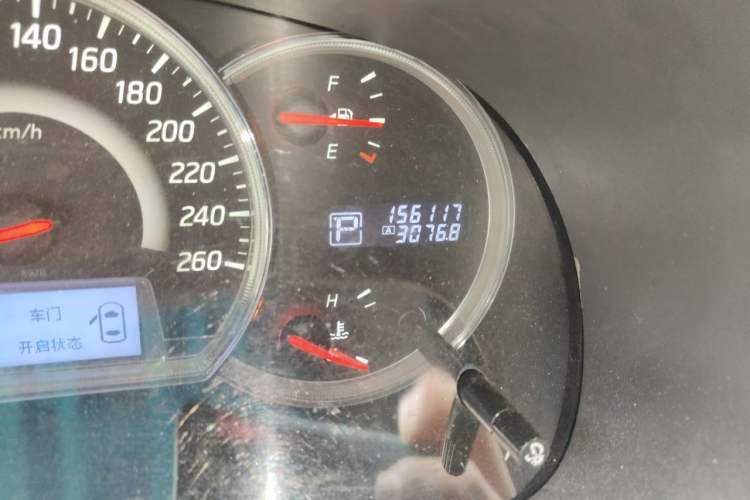 Used Nissan Teana 2011 2.5L XL Glory Edition Odometer Close Up