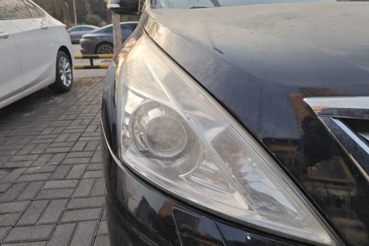 Used Nissan Teana 2011 2.5L XL Advanced Edition Right Front Headlight