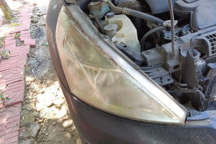 Used Nissan Teana 2011 2.0L XL Comfort Edition Right Front Headlight