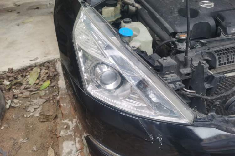 Used Nissan Teana 2011 2.5L XL Advanced Edition Right Front Headlight