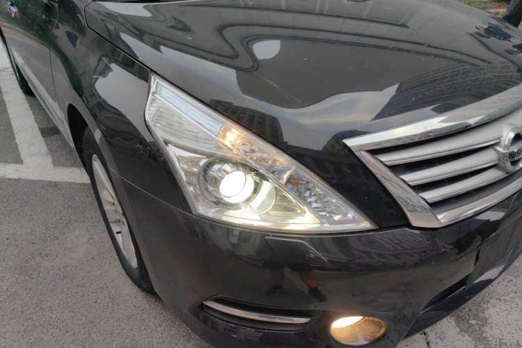 Used Nissan Teana 2011 2.5L XL Glory Edition Right Front Headlight