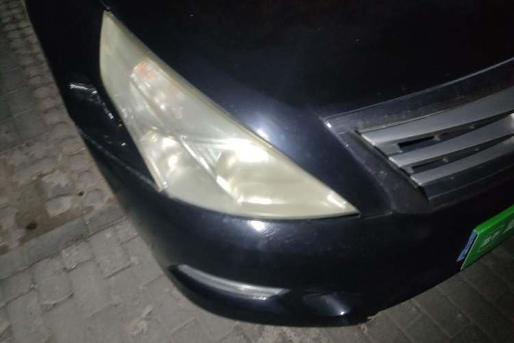 Used Nissan Teana 2011 2.0L XL Comfort Edition Right Front Headlight