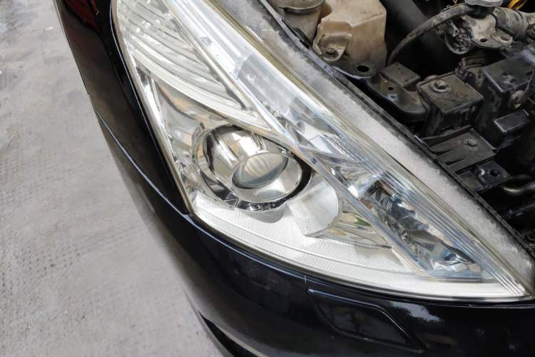 Used Nissan Teana 2011 2.5L XL Advanced Edition Right Front Headlight