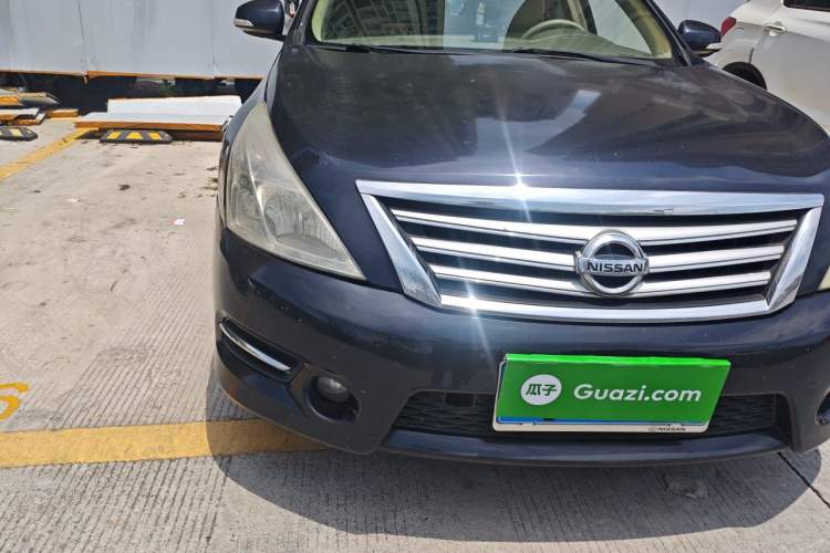 Used Nissan Teana 2011 2.0L XL Comfort Edition Right Front Headlight