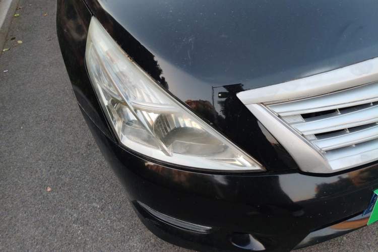 Used Nissan Teana 2011 2.0L XL Comfort Edition Right Front Headlight