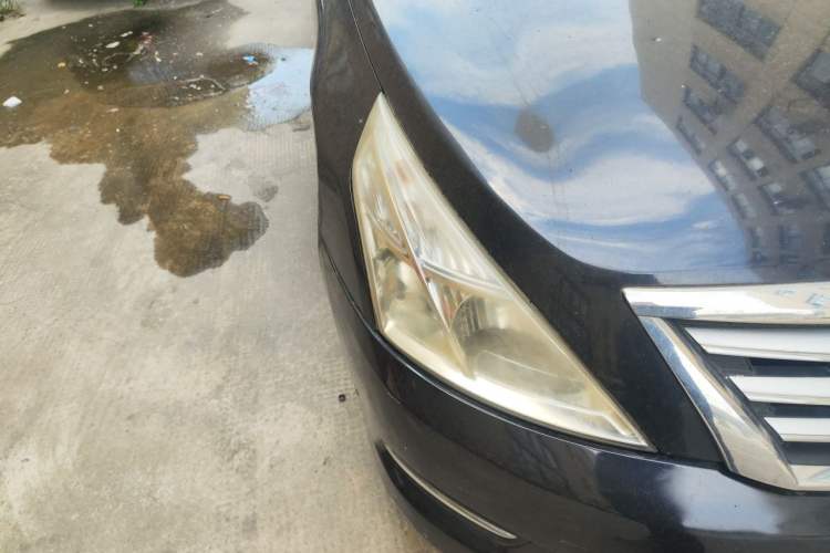 Used Nissan Teana 2011 2.0L XL Comfort Edition Right Front Headlight