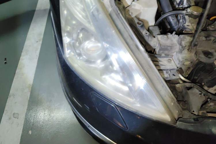 Used Nissan Teana 2011 Duke 2.5L XV Luxury Edition Right Front Headlight