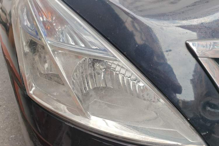 Used Nissan Teana 2011 2.0L XL Comfort Edition Right Front Headlight