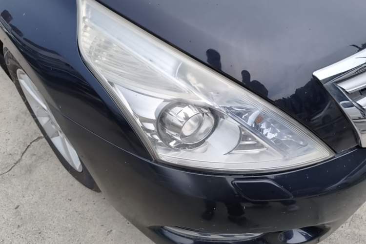 Used Nissan Teana 2011 2.5L XL Advanced Edition Right Front Headlight