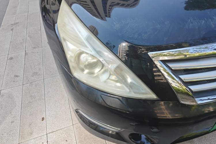 Used Nissan Teana 2011 2.5L XL Advanced Edition Right Front Headlight