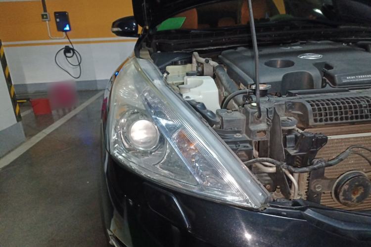 Used Nissan Teana 2011 2.5L XL Advanced Edition Right Front Headlight