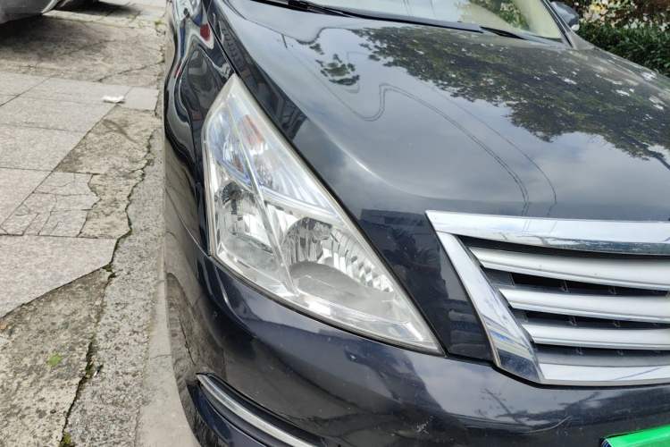 Used Nissan Teana 2011 2.0L XL Comfort Edition Right Front Headlight
