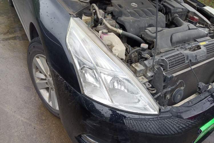 Used Nissan Teana 2011 2.0L XL Comfort Edition Right Front Headlight