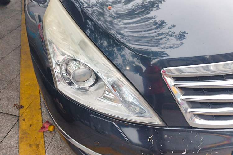 Used Nissan Teana 2011 Duke 2.5L XV VIP Prestige Edition Right Front Headlight