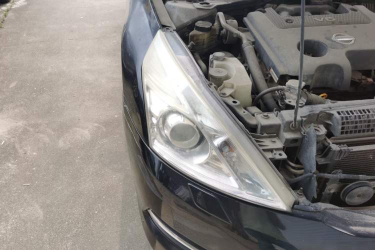 Used Nissan Teana 2011 2.5L XL Advanced Edition Right Front Headlight