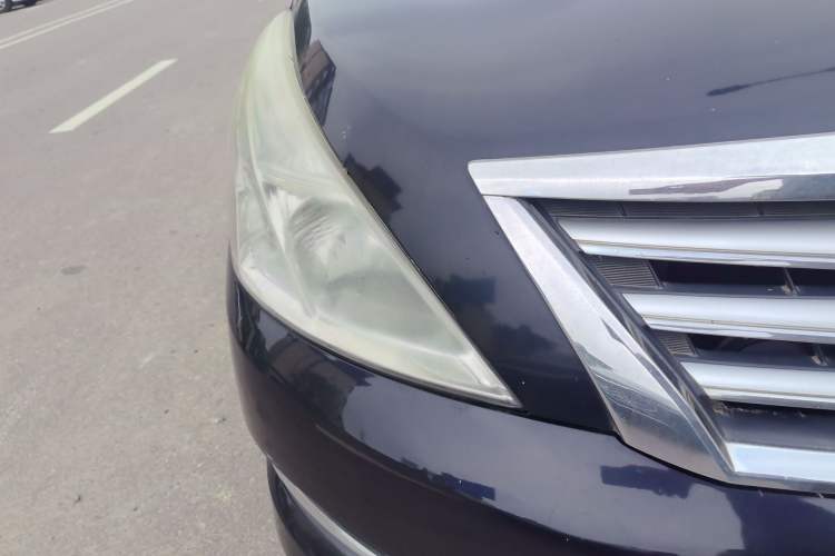 Used Nissan Teana 2011 2.0L XL Comfort Edition Right Front Headlight