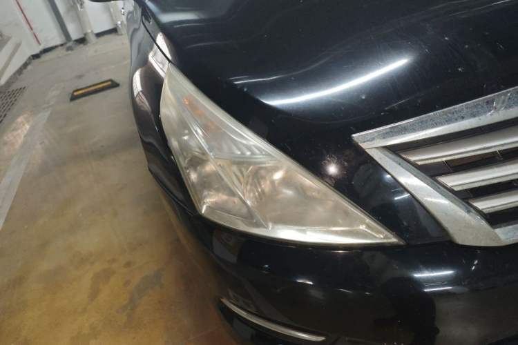 Used Nissan Teana 2011 2.0L XL Comfort Edition Right Front Headlight