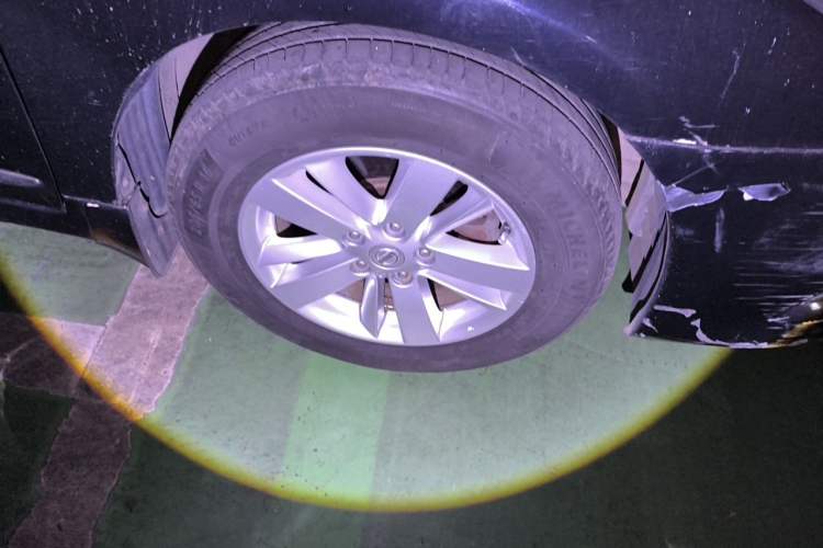 Used Nissan Teana 2011 2.5L XL Advanced Edition Right Front Wheel Hub