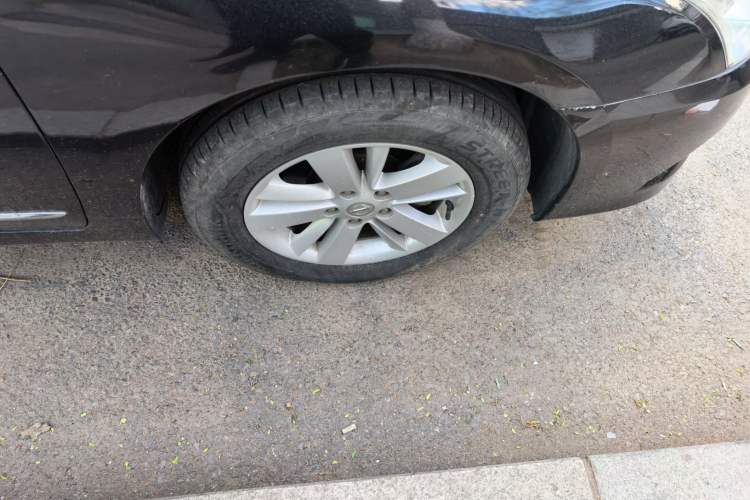 Used Nissan Teana 2011 2.0L XL Comfort Edition Right Front Wheel Hub