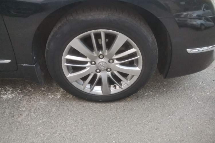 Used Nissan Teana 2011 Duke 2.5L XV Luxury Edition Right Front Wheel Hub