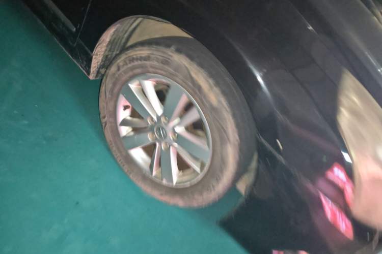 Used Nissan Teana 2011 2.0L XL Comfort Edition Right Front Wheel Hub