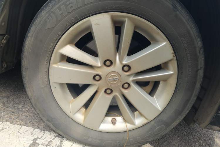 Used Nissan Teana 2011 2.0L XL Comfort Edition Right Front Wheel Hub