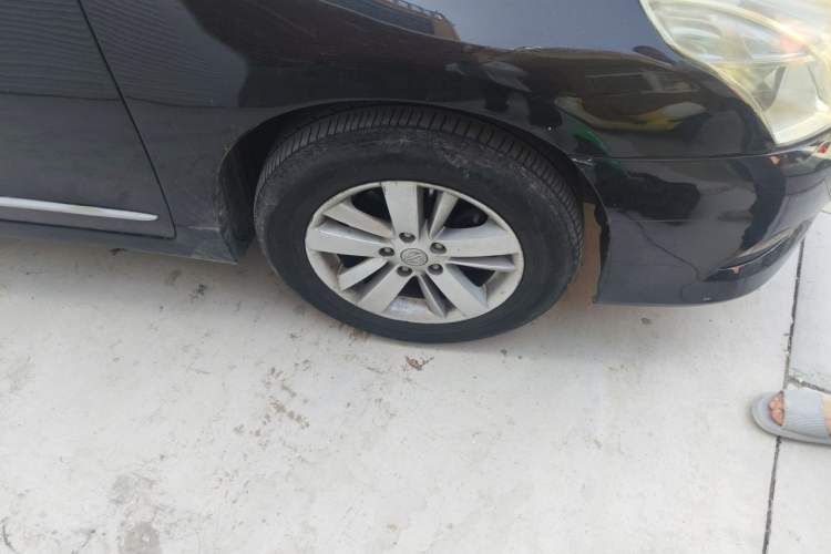 Used Nissan Teana 2011 2.0L XL Comfort Edition Right Front Wheel Hub