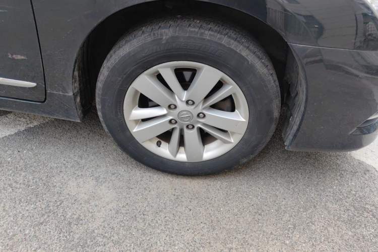 Used Nissan Teana 2011 2.5L XL Glory Edition Right Front Wheel Hub