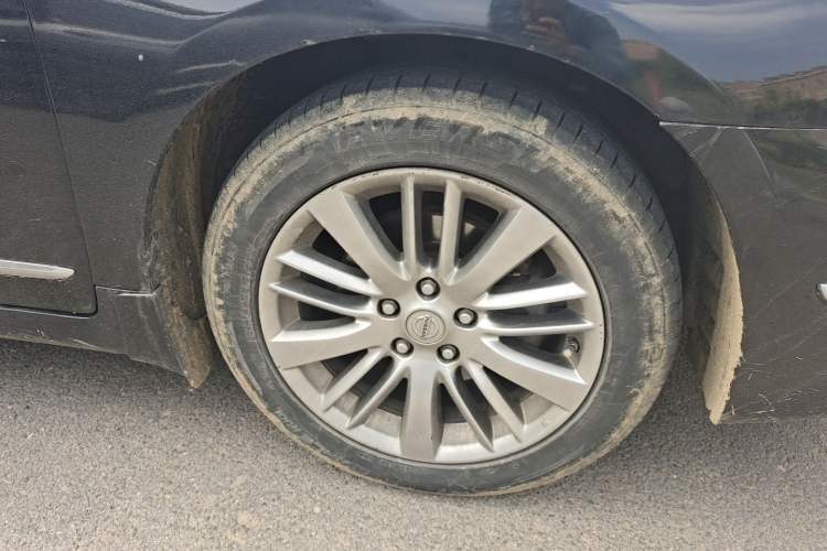 Used Nissan Teana 2011 Duke 2.5L XV VIP Prestige Edition Right Front Wheel Hub