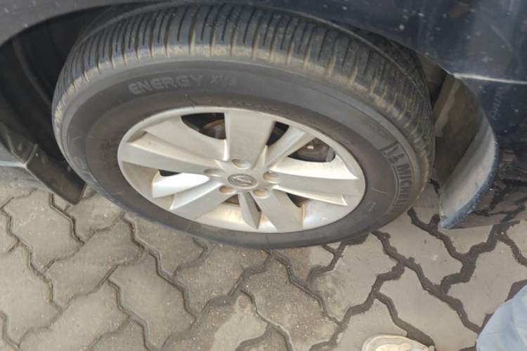 Used Nissan Teana 2011 2.5L XL Advanced Edition Right Front Wheel Hub