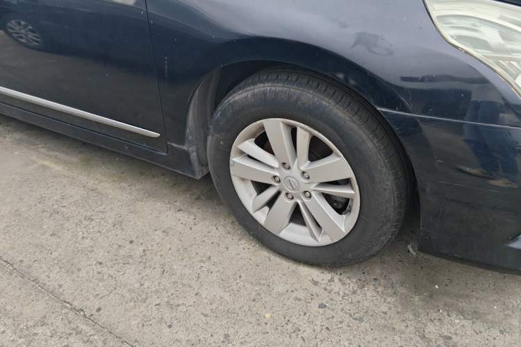 Used Nissan Teana 2011 2.0L XL Comfort Edition Right Front Wheel Hub