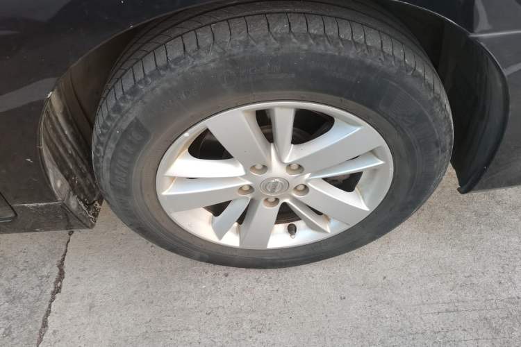 Used Nissan Teana 2011 2.0L XL Comfort Edition Right Front Wheel Hub