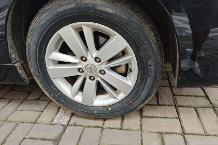 Used Nissan Teana 2011 2.0L XL Comfort Edition Right Front Wheel Hub