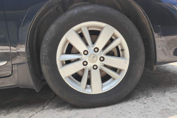 Used Nissan Teana 2011 2.5L XL Glory Edition Right Front Wheel Hub