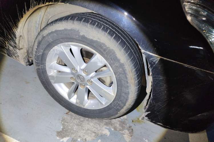 Used Nissan Teana 2011 2.0L XL Comfort Edition Right Front Wheel Hub