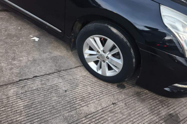 Used Nissan Teana 2011 2.0L XL Glory Edition Right Front Wheel Hub