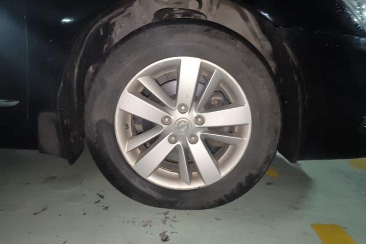 Used Nissan Teana 2011 2.5L XL Glory Edition Right Front Wheel Hub