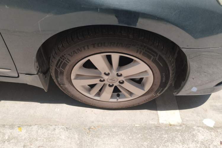 Used Nissan Teana 2011 2.5L XL Advanced Edition Right Front Wheel Hub