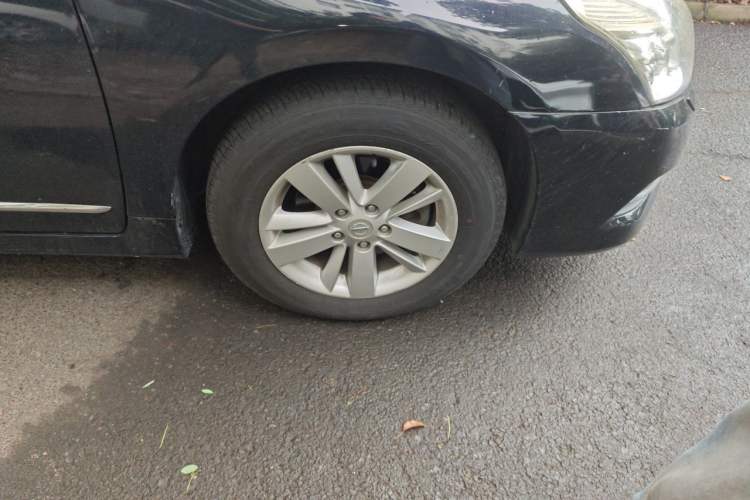 Used Nissan Teana 2011 2.5L XL Advanced Edition Right Front Wheel Hub