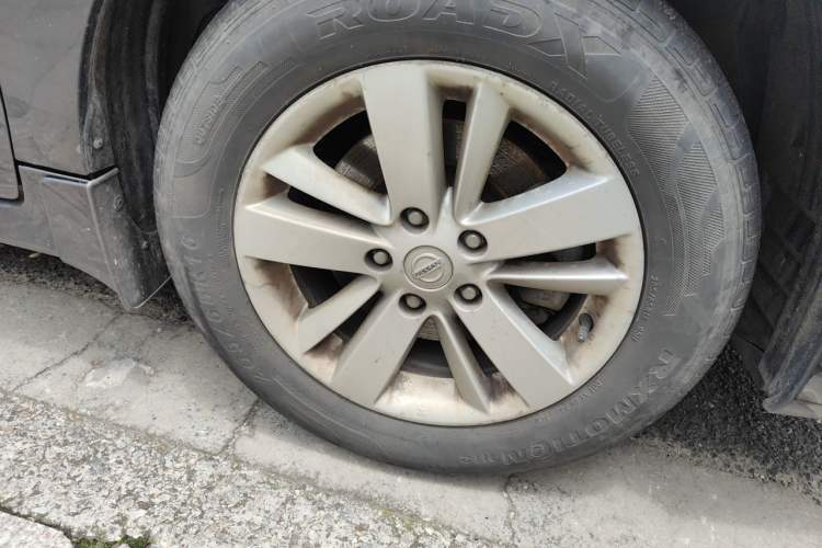 Used Nissan Teana 2011 2.0L XL Comfort Edition Right Front Wheel Hub