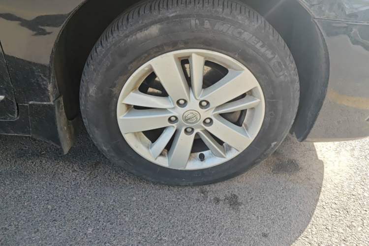 Used Nissan Teana 2011 2.0L XL Glory Edition Right Front Wheel Hub