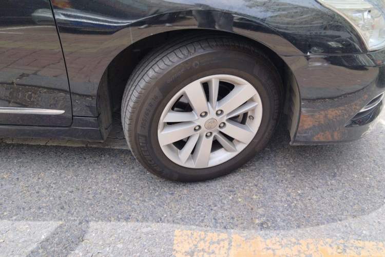 Used Nissan Teana 2011 2.5L XL Advanced Edition Right Front Wheel Hub
