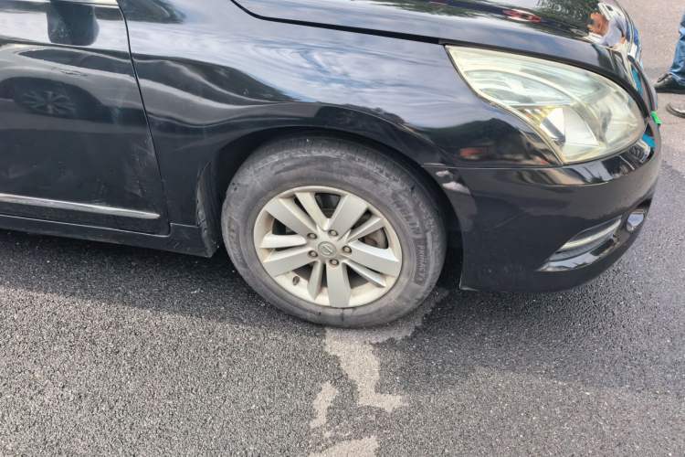 Used Nissan Teana 2011 2.0L XL Comfort Edition Right Front Wheel Hub