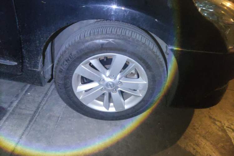Used Nissan Teana 2011 2.0L XL Glory Edition Right Front Wheel Hub