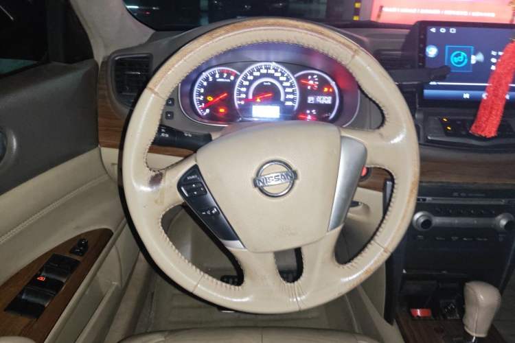Used Nissan Teana 2011 2.0L XL Comfort Edition Steering Wheel