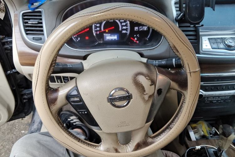 Used Nissan Teana 2011 2.0L XL Comfort Edition Steering Wheel