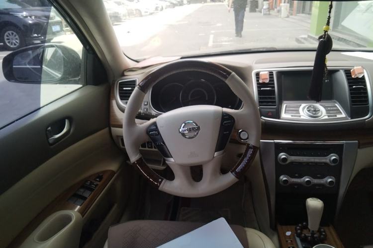 Used Nissan Teana 2011 Duke 2.5L XV Luxury Edition Steering Wheel