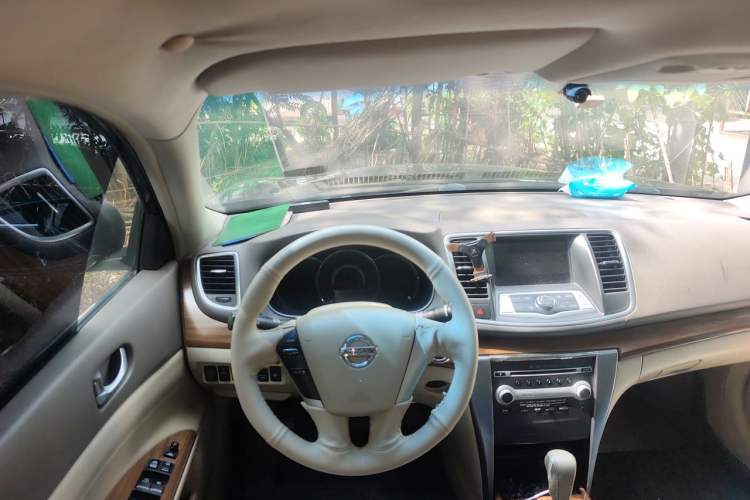 Used Nissan Teana 2011 2.0L XL Comfort Edition Steering Wheel